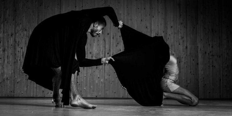 Arranca el ‘VII Cicle Companyies Valencianes’ de Sala Russafa, que hasta finales de abril ofrecerá seis propuestas teatrales y, por primera vez, incorpora tres de danza