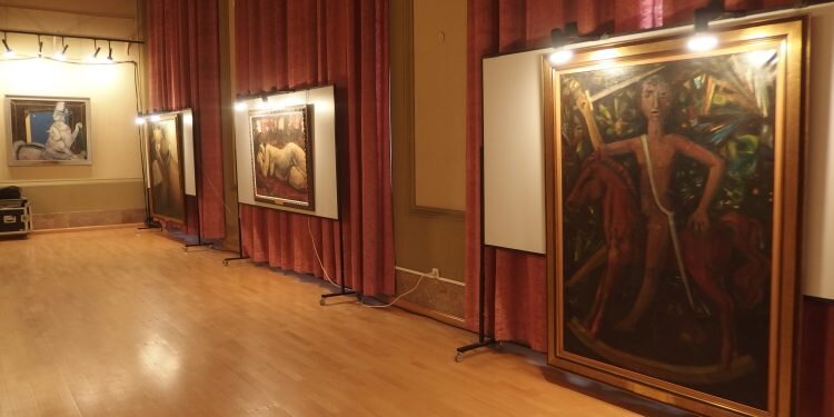 El Ateneo organiza exposiciones para mostrar todos los cuadros premiados del Salón de Otoño