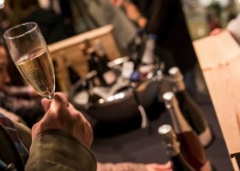 Ocho millones de botellas de cava valenciano brindan a los productores el mejor año en cuanto a ventas en 2017