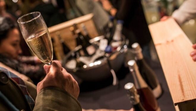 Ocho millones de botellas de cava valenciano brindan a los productores el mejor año en cuanto a ventas en 2017