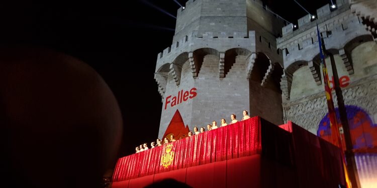 La Crida marca el inicio de las Fallas de València 2018