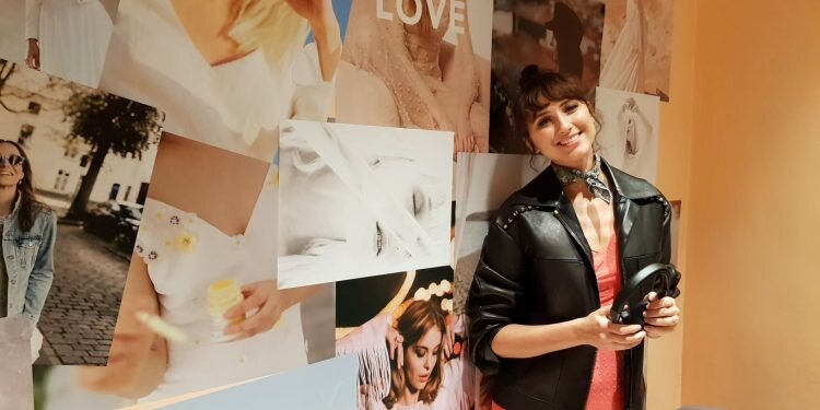 Valencia arropa a Carolina Otaduy y sus novias Indies