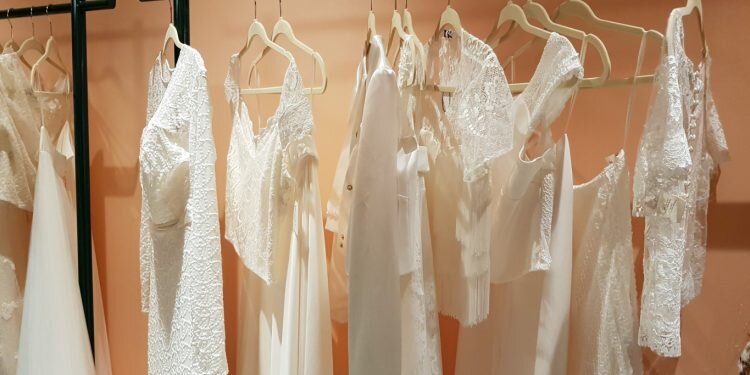 Valencia arropa a Carolina Otaduy y sus novias Indies