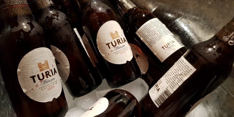 Valencia arropa a Carolina Otaduy y sus novias Indies