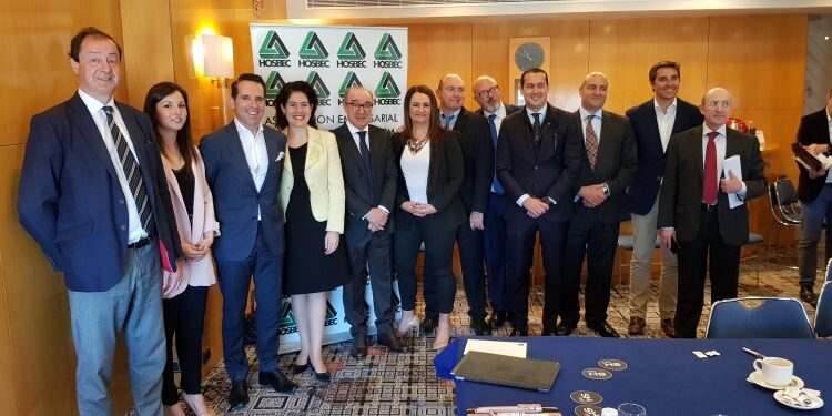 Nace HosbecValencia: nueva división de la patronal hotelera en València
