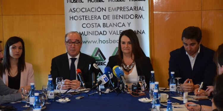 Nace HosbecValencia: nueva división de la patronal hotelera en València