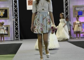 II Pasarela Devesa Fashion Kids a beneficio de Aspanion