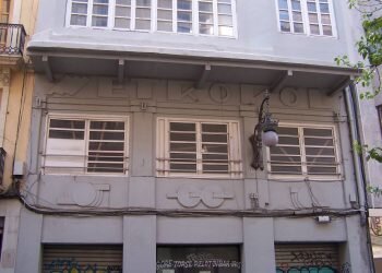 Una ruta que recorre la arquitectura del Ensanche Noble también incluye el Metropol