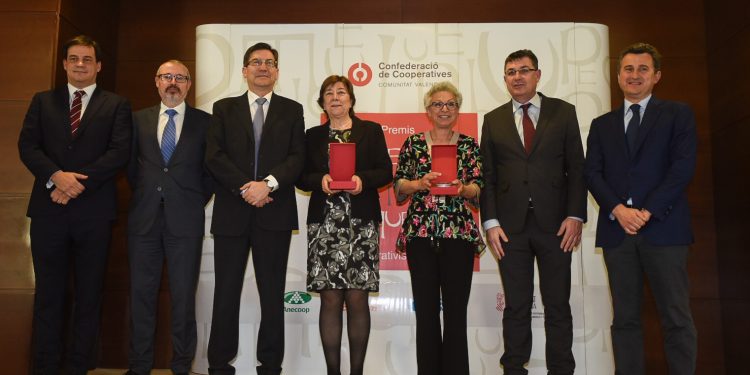 Laura Albelda y Leonor Juan, galardonadas en la duodécima edición de los Premios Pepe Miquel del Cooperativismo Valenciano