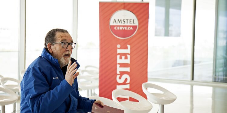 La Falla Avenida Reino de Valencia – San Valero gana el ‘Premi Amstel Unes Falles de Categoria’