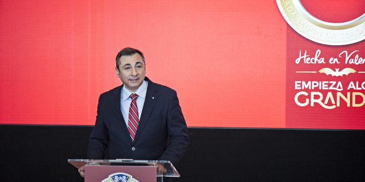 La Falla Avenida Reino de Valencia – San Valero gana el ‘Premi Amstel Unes Falles de Categoria’