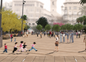 El Ayuntamiento recupera la plaza de la Reina para la ciudadanía como espacio peatonal de convivencia