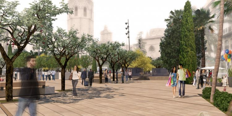 El Ayuntamiento recupera la plaza de la Reina para la ciudadanía como espacio peatonal de convivencia