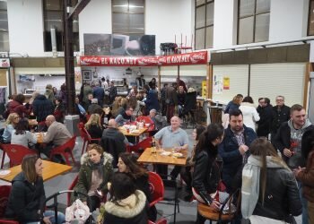 Sueca empieza la Pascua en el Mercado Municipal 