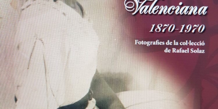 A la venta La dona valenciana de Rafael Solaz