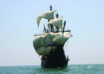 La Nao Victoria visita La Marina de València