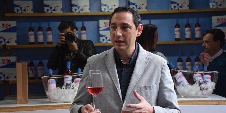 Rosa & Dito, el rosado más joven, fresco y playero de Coviñas