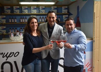 Rosa & Dito, el rosado más joven, fresco y playero de Coviñas