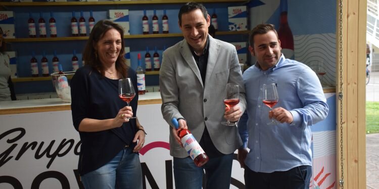 Rosa & Dito, el rosado más joven, fresco y playero de Coviñas