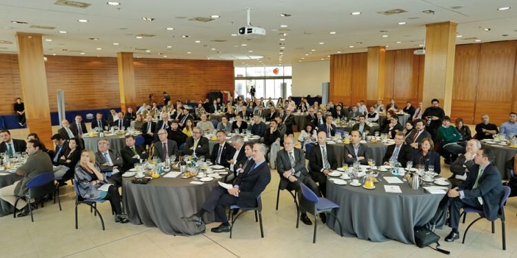 Nace en el distrito Marítimo de Valencia “El puchero portuario” iniciativa de cocina solidaria