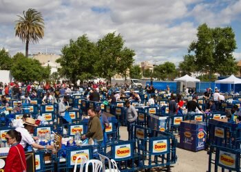 Arroz Dacsa elegirá al mejor cocinero de 2018 en la final de la 2ª liga oficial de paellas