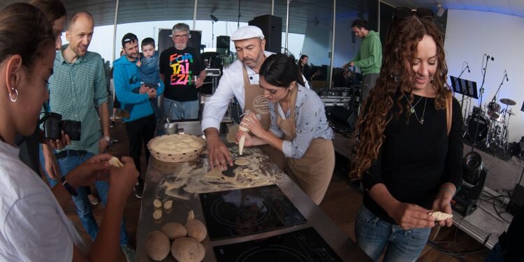 Jazz&Cookin’ llenó Valencia de sonidos y sabores sardos