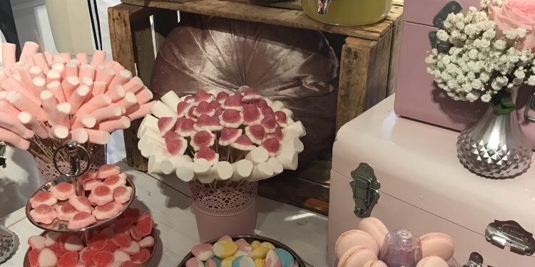 Se inauguró en Valencia, la tienda italiana de moda femenina Subdued