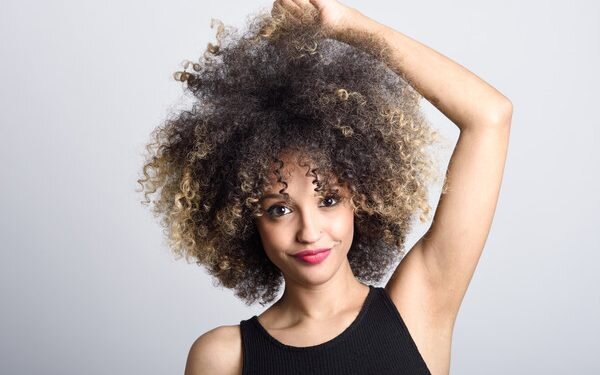 La tiranía de la belleza blanca perjudica la salud de las mujeres negras