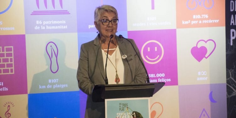 Del Tros al Plat agita el turismo con un gran “esmorzar” para 500 personas en la Marina de València