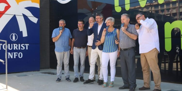 La mar de tapas reúne lo mejor de la gastronomía valenciana en la Marina de València