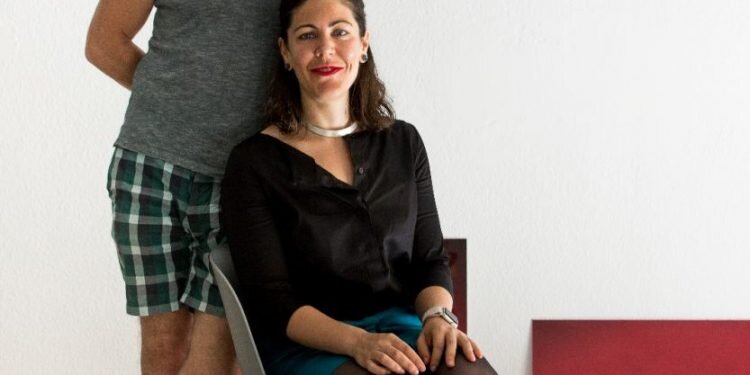 Alejandra Gandía Blasco muestra en Valencia “El color de la primera luz”