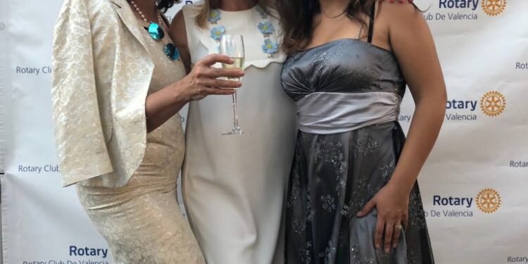 Ceremonia de cambio de collares Rotary club Valencia 2018