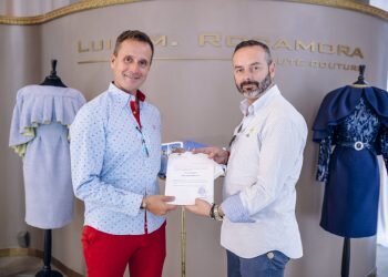 Premio Aguja Brillante 2018 al maestro de la costura Luis M. Rocamora