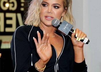 Khloé Kardasian y su nueva nariz