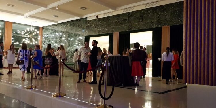 Gran inauguración del Palau Alameda en Valencia