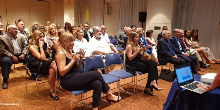 Arrancó el nuevo ciclo de conferencias 2018- 2019 en el Club Rotary Valencia