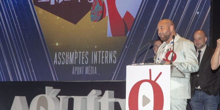 Aquí TV entrega sus premios a Sandra Golpe, María Llapart y El Terrat