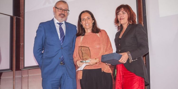 Patricia Campos, Deborah Burks, Marisol Casado y Carlota de Dios reciben los Premios EVAP