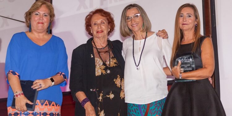 Patricia Campos, Deborah Burks, Marisol Casado y Carlota de Dios reciben los Premios EVAP