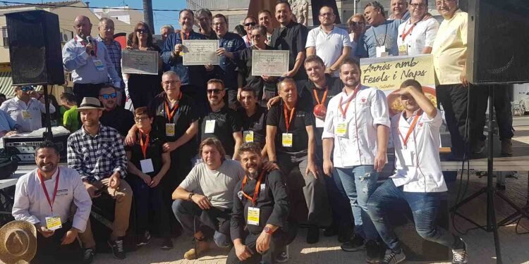 El Restaurante Bon Aire del Palmar cocina el mejor «Arròs amb fesols i naps» del mundo 