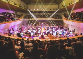 FSO actúa este jueves y viernes en el Palau de la Música y lo hace de nuevo colgando el cartel de SOLD OUT.