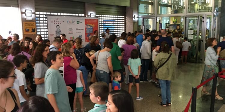 El FICIV supera los 8.000 asistentes en su exitosa cuarta edición