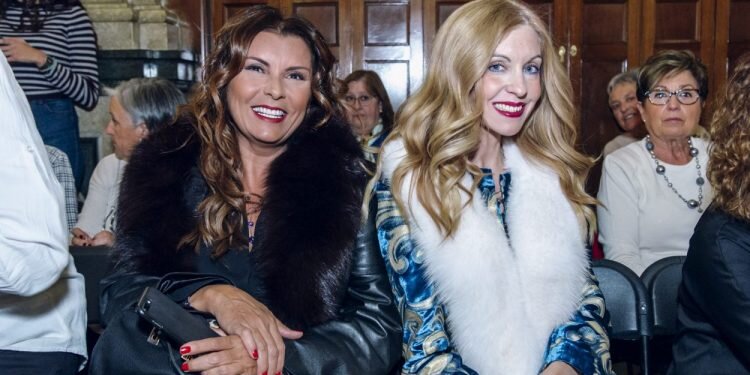 Desfile Dolores / Dolores Girl III Semana de la Costura del Gremio Artesano de Sastres y Modistas Comunitat Valenciana