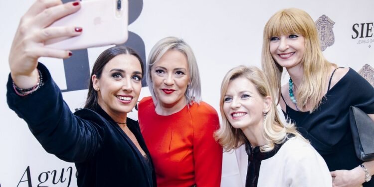 Premio Aguja Brillante, para al emblemático modista valenciano Luis Rocamora