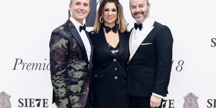 Premio Aguja Brillante, para al emblemático modista valenciano Luis Rocamora