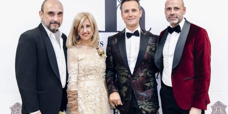 Premio Aguja Brillante, para al emblemático modista valenciano Luis Rocamora