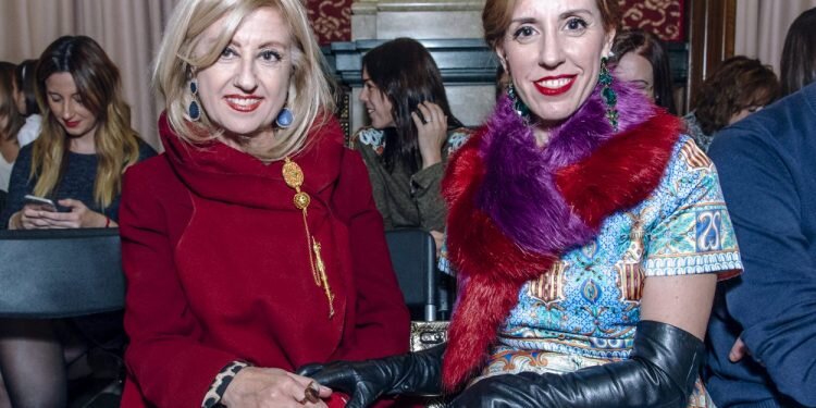 Desfile Dolores / Dolores Girl III Semana de la Costura del Gremio Artesano de Sastres y Modistas Comunitat Valenciana