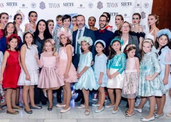 Desfile Dolores / Dolores Girl III Semana de la Costura del Gremio Artesano de Sastres y Modistas Comunitat Valenciana