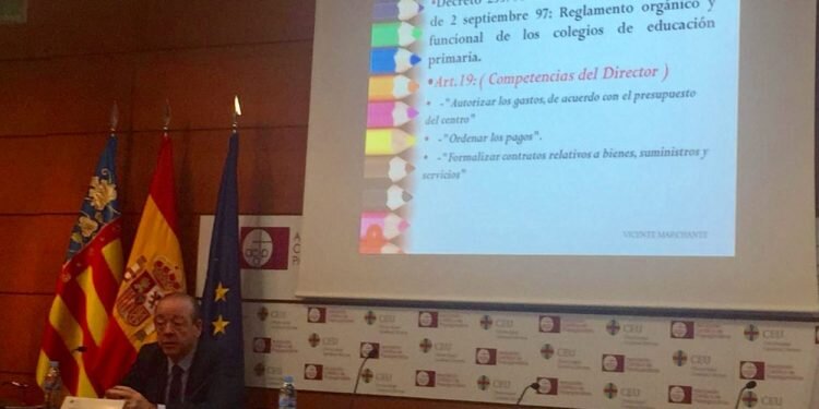 La gestión económica y el informe PISA a debate en el CEU