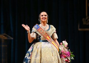 Galería de fotos de la exaltación de la Fallera Mayor de Valencia
